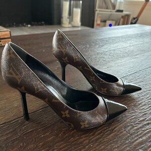 Louis Vuitton Fetish Cap Toe Pumps Brown Monogram Canvas & Black